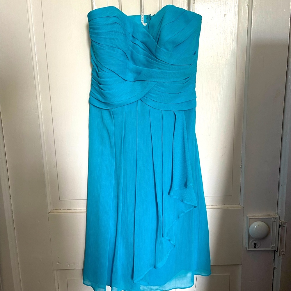 Blue Strapless sweetheart David’s Bridal dress size 2